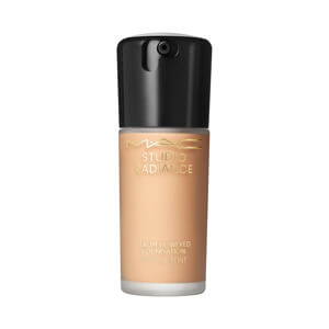 MAC Studio Radiance Serum-Powered Foundation 30ml - NC25