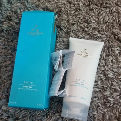 Aromatherapy Associates London Oil To Foam Cleanser 140ml