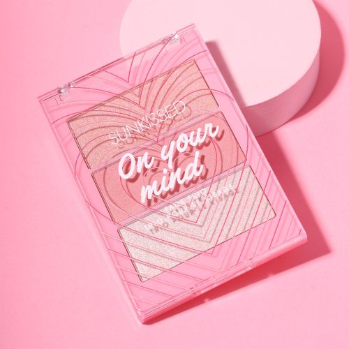 Sunkissed Chestnut Glow Face Trio 17.5g